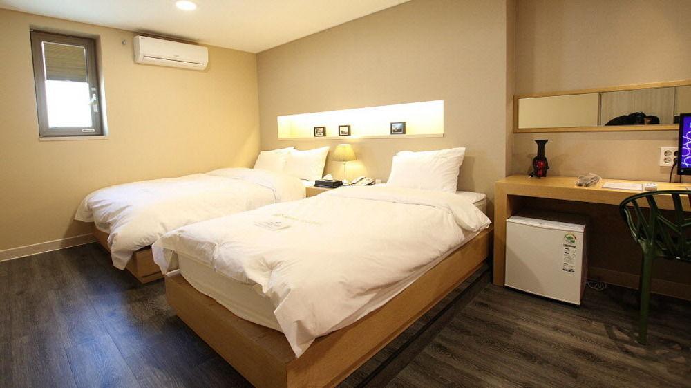 Mini Hotel 141 Gyeongju Exterior foto