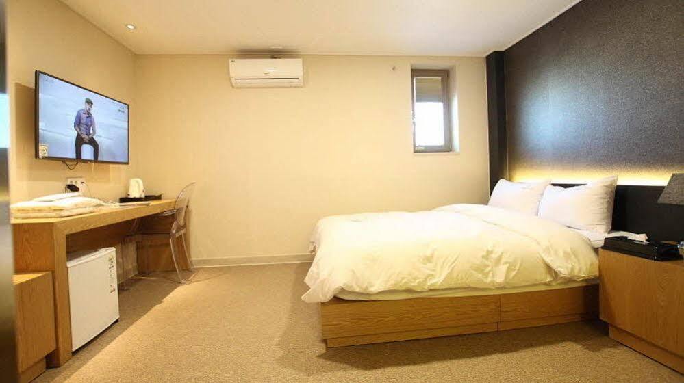 Mini Hotel 141 Gyeongju Exterior foto